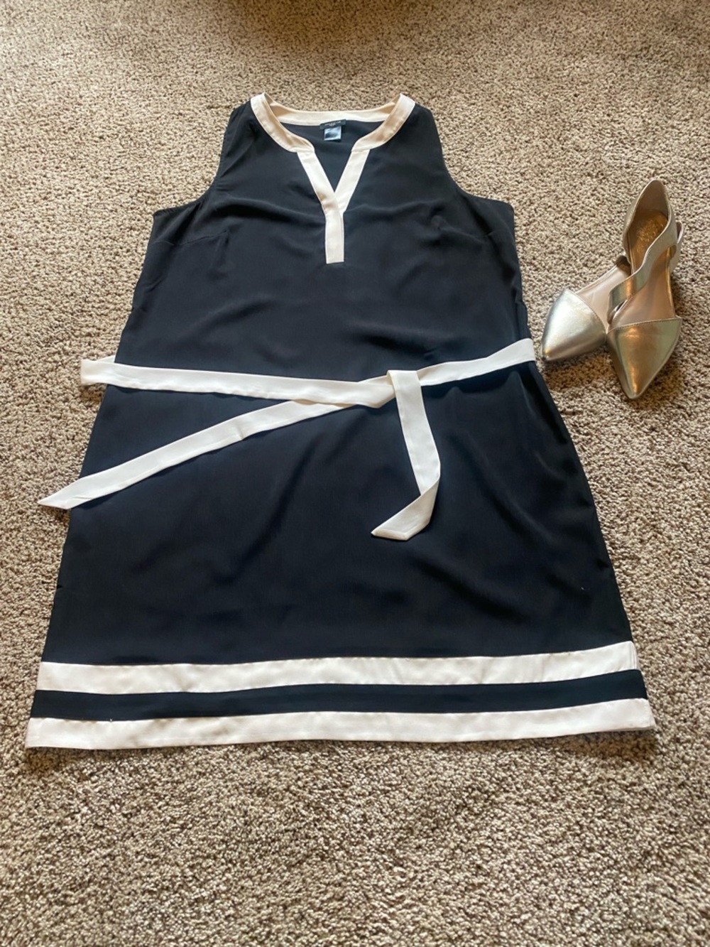 Ann Taylor Black Shift Dress with Cream Trim and Waist Tie - Picture 2 of 7